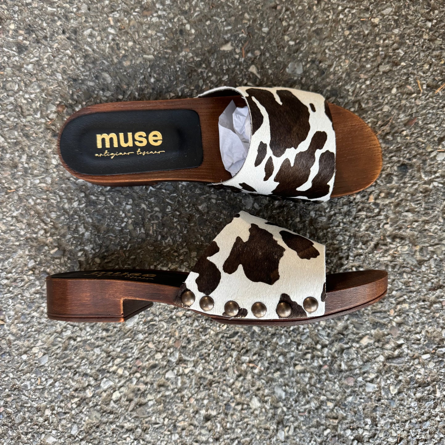 ZOCCOLO A FASCIA // MUSE
