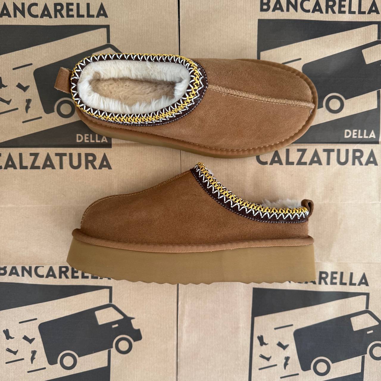 SLIPPERS // PLATFORM IN PELLE