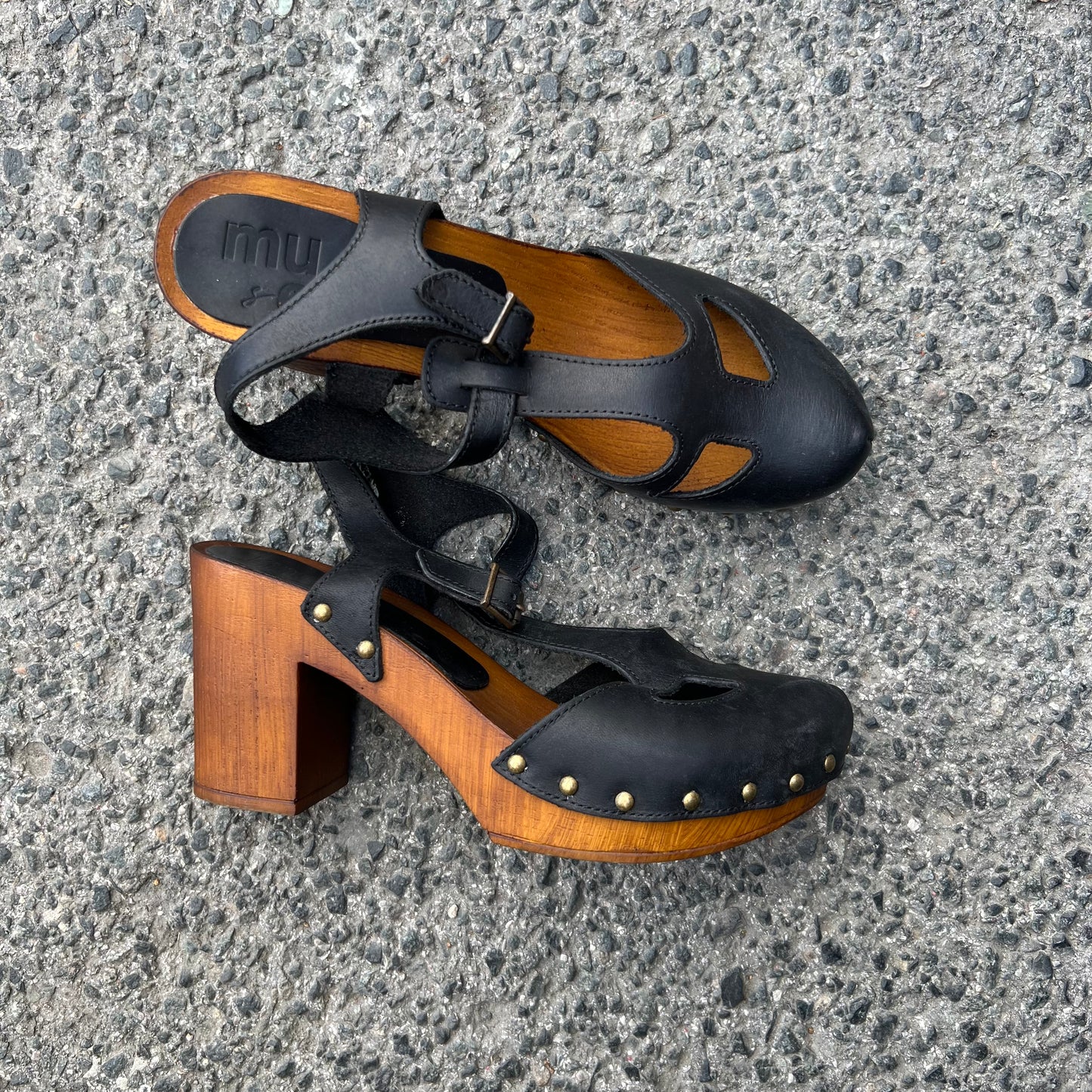 ZOCCOLO TEIA | MUSE