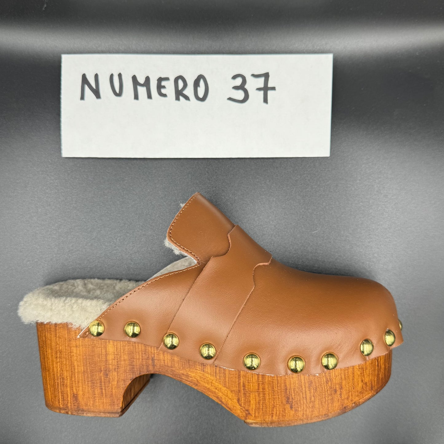 ZOCCOLI SCONTATISSIMI 37