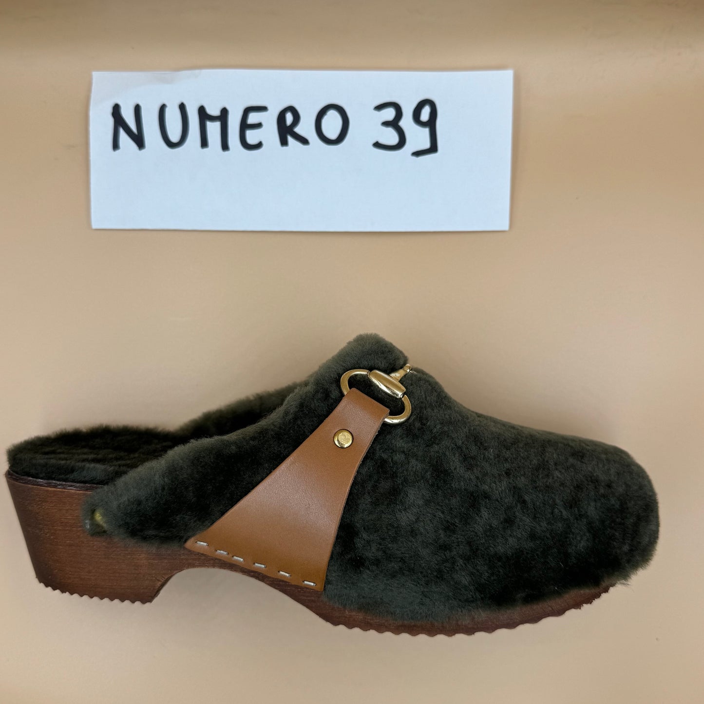 ZOCCOLI SCONTATISSIMI 39