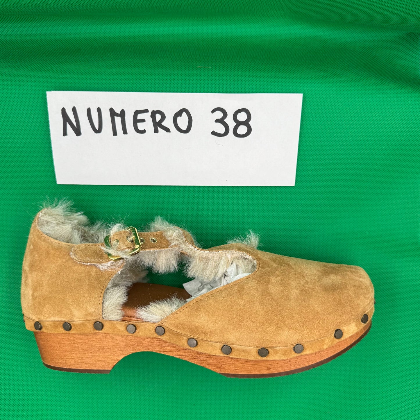 ZOCCOLI SCONTATISSIMI 38