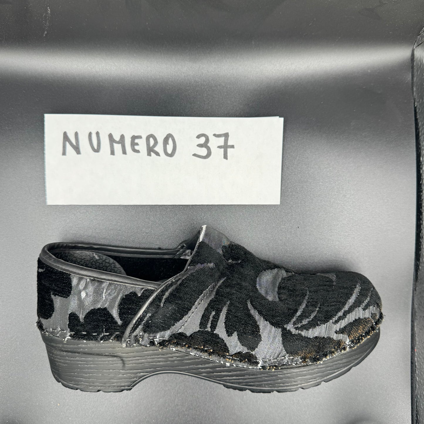 ZOCCOLI SCONTATISSIMI 37
