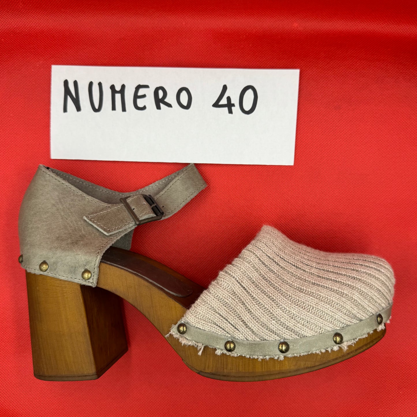 ZOCCOLI SCONTATISSIMI 40