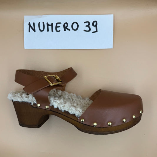 ZOCCOLI SCONTATISSIMI 39