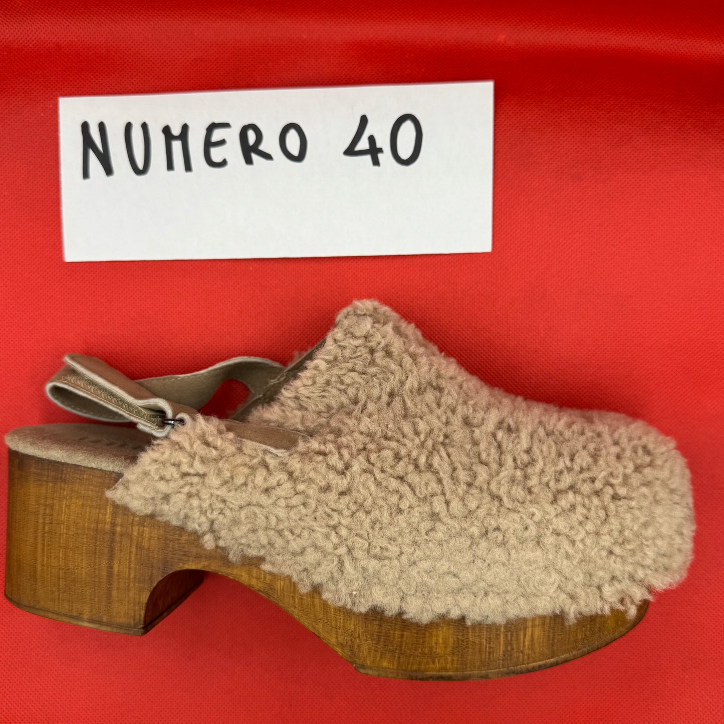 ZOCCOLI SCONTATISSIMI 40