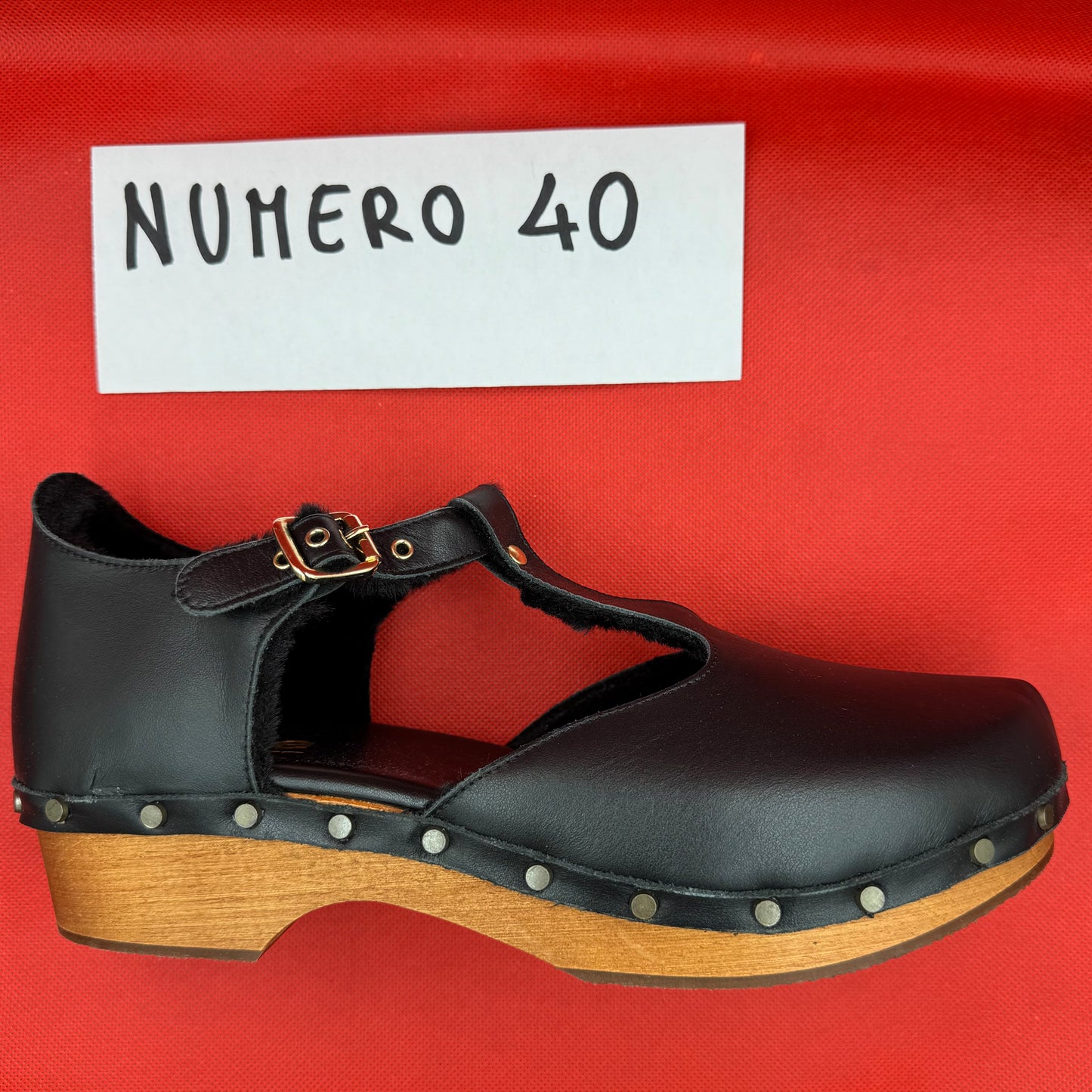 ZOCCOLI SCONTATISSIMI 40