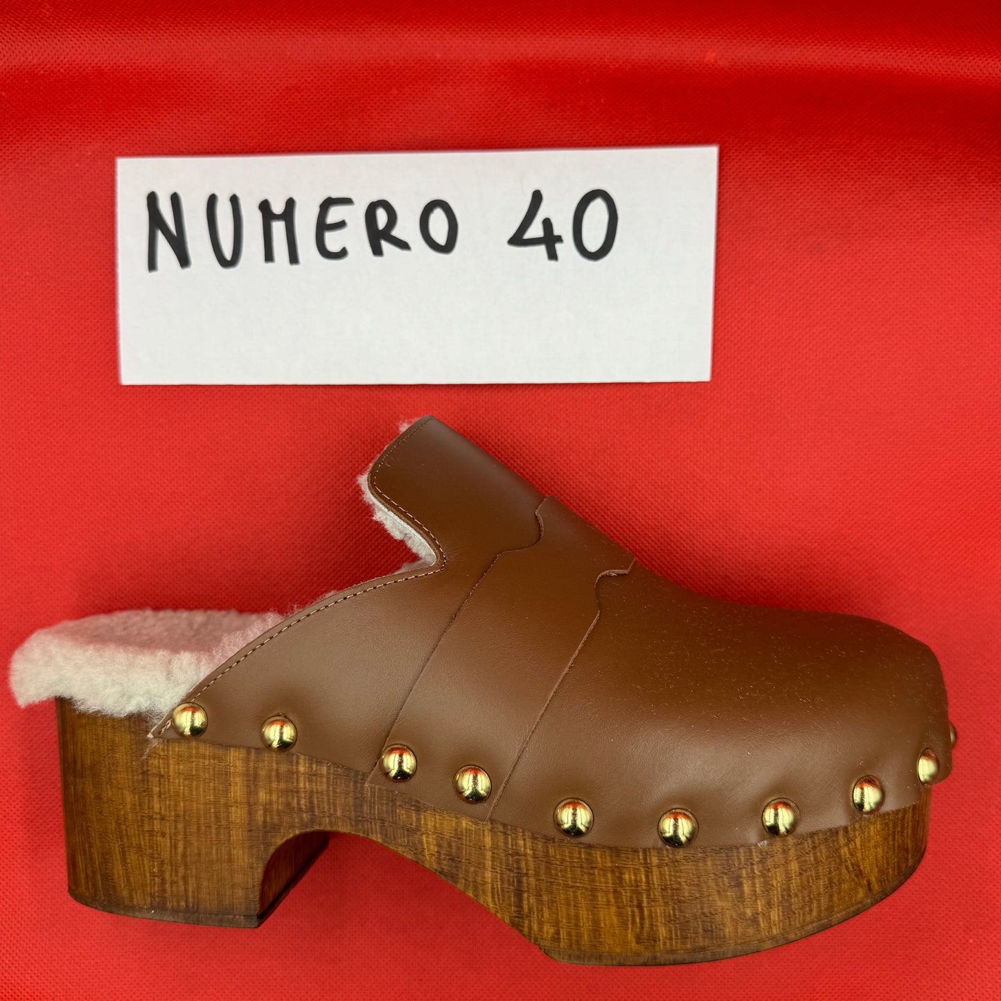 ZOCCOLI SCONTATISSIMI 40