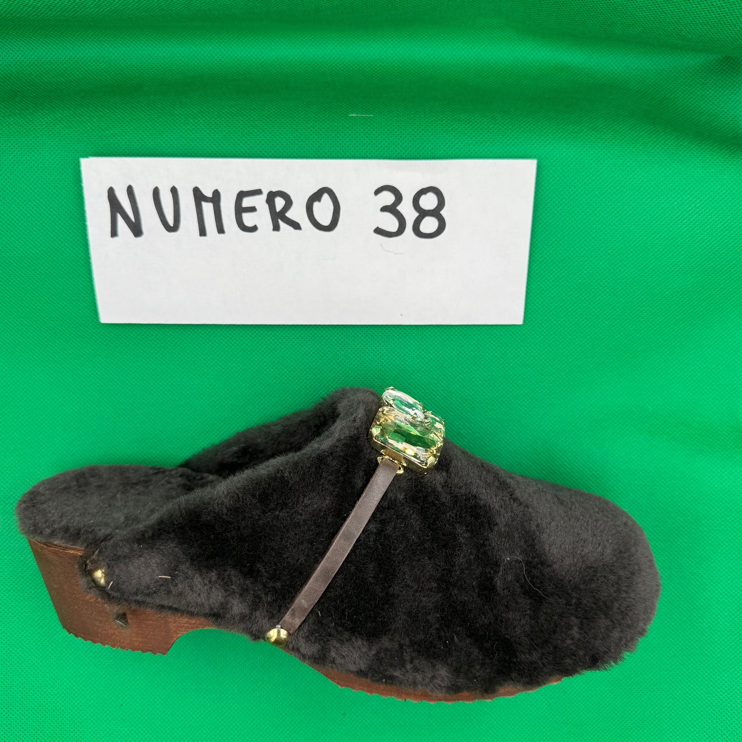 ZOCCOLI SCONTATISSIMI 38