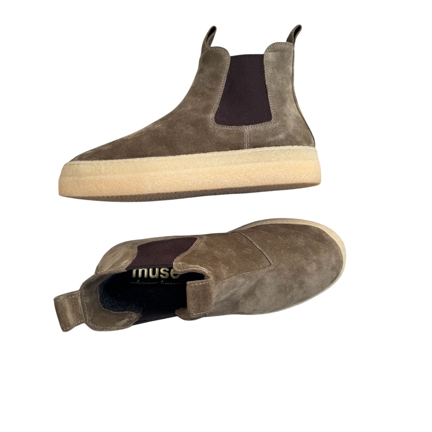 BEATLES  IN CAMOSCIO // MUSE