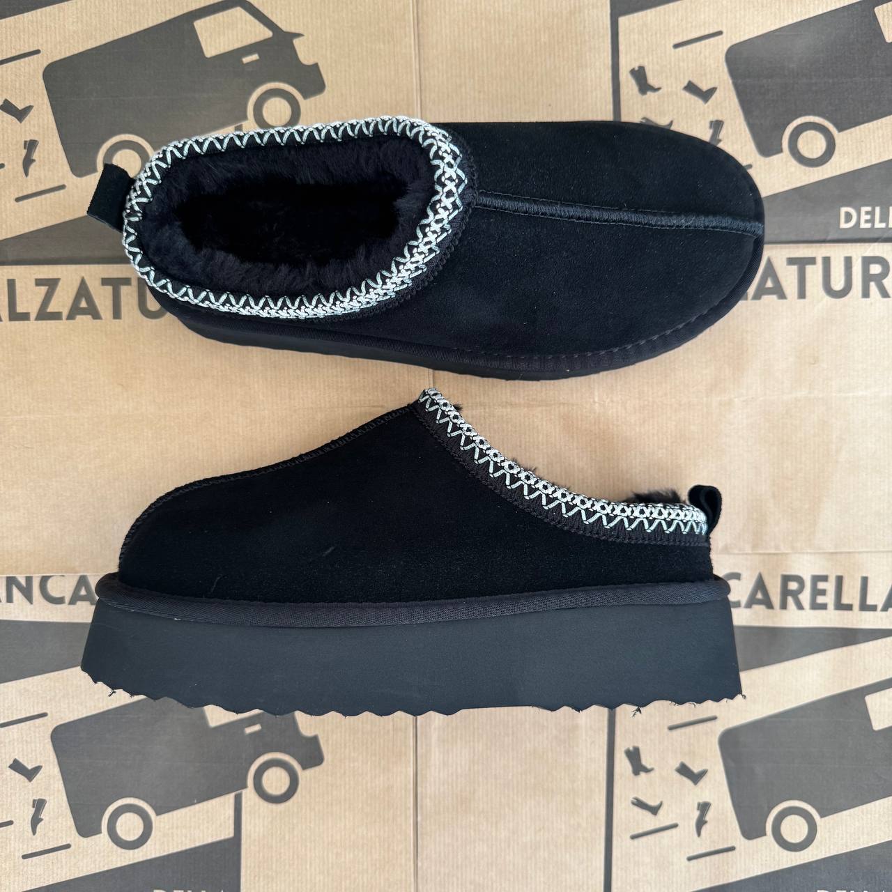 SLIPPERS // PLATFORM IN PELLE