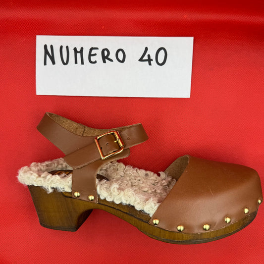 ZOCCOLI SCONTATISSIMI 40