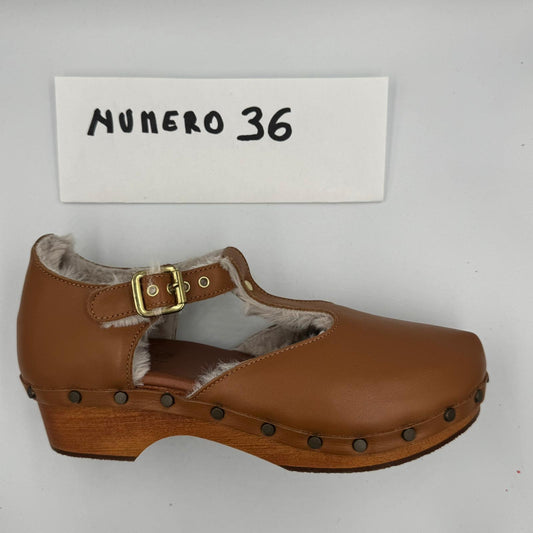 ZOCCOLI SCONTATISSIMI 36