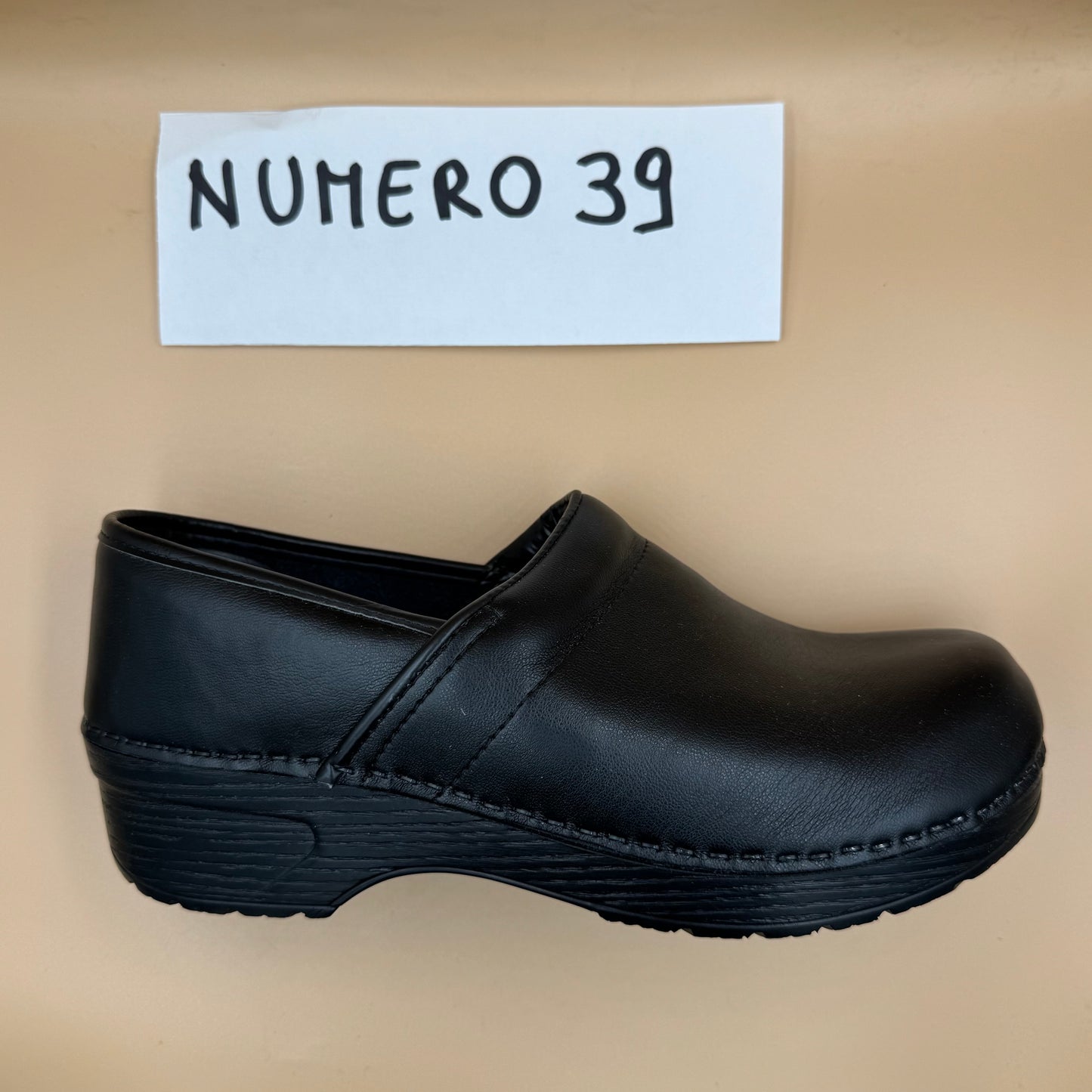 ZOCCOLI SCONTATISSIMI 39