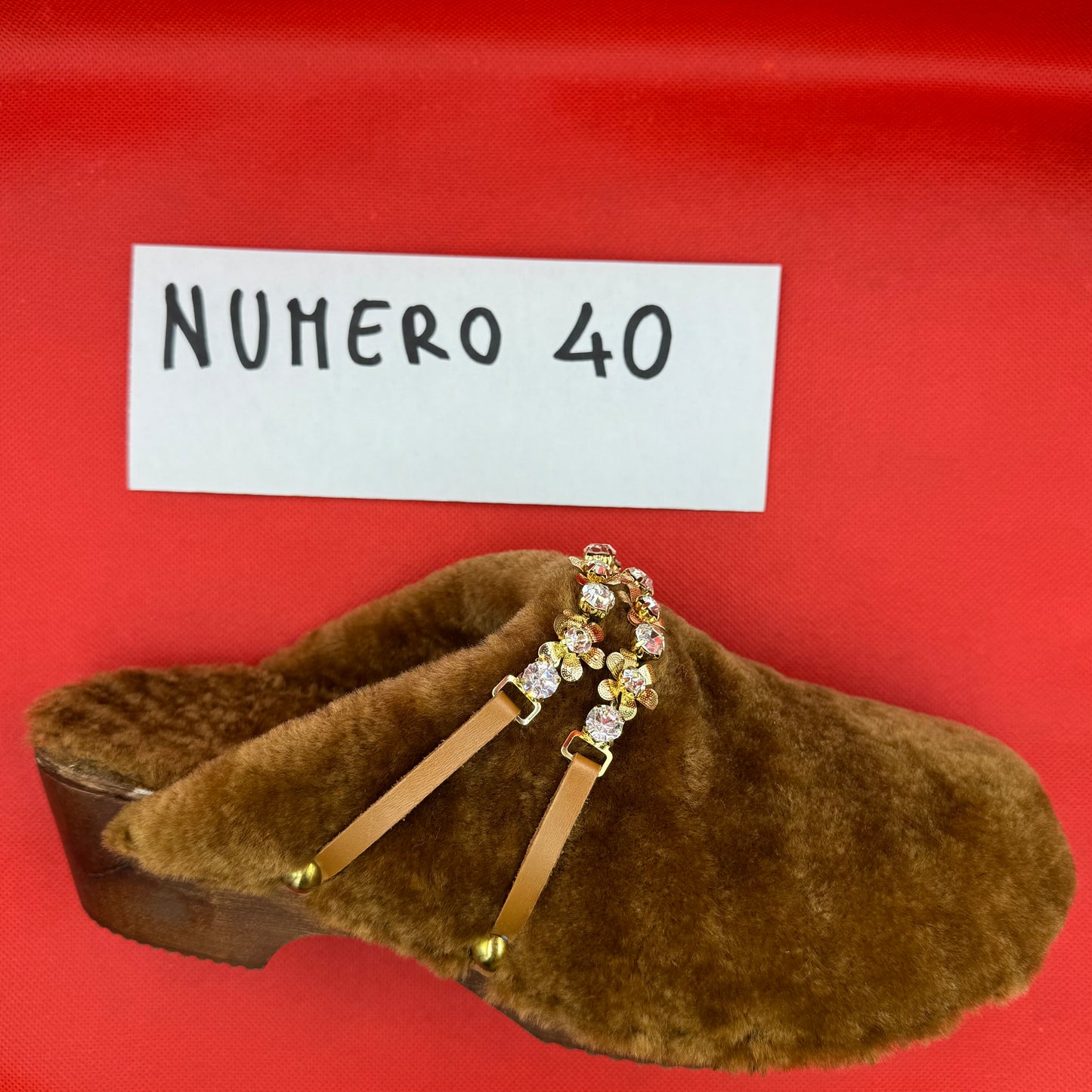 ZOCCOLI SCONTATISSIMI 40