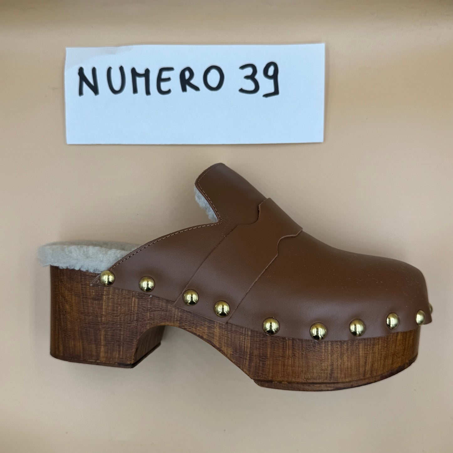 ZOCCOLI SCONTATISSIMI 39