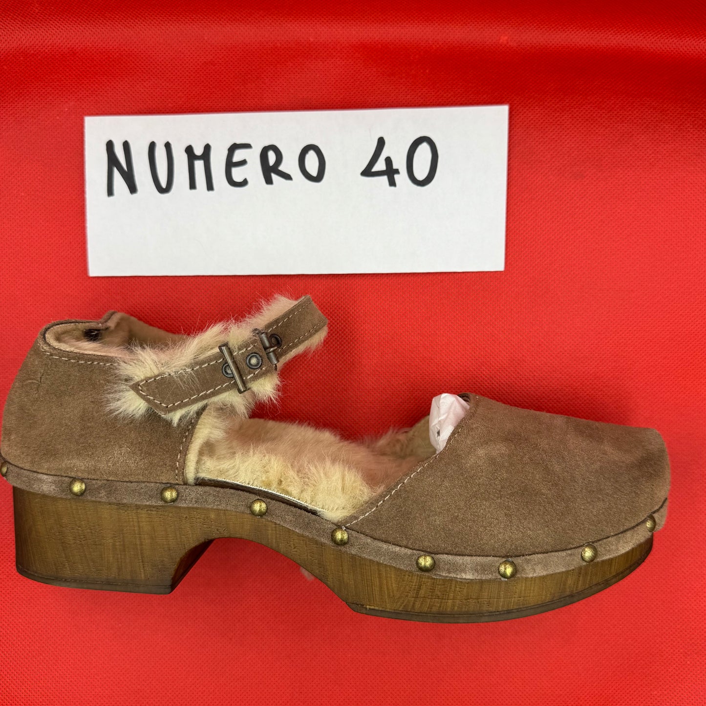 ZOCCOLI SCONTATISSIMI 40