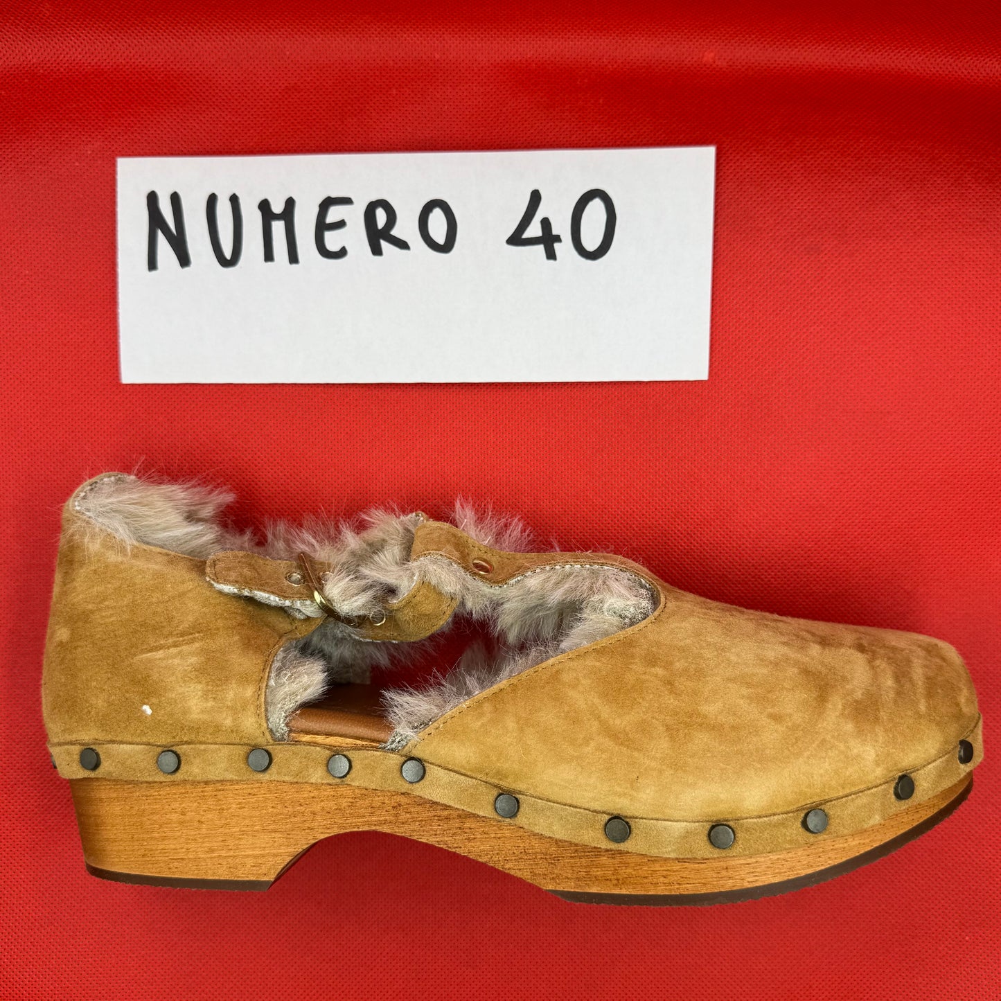 ZOCCOLI SCONTATISSIMI 40