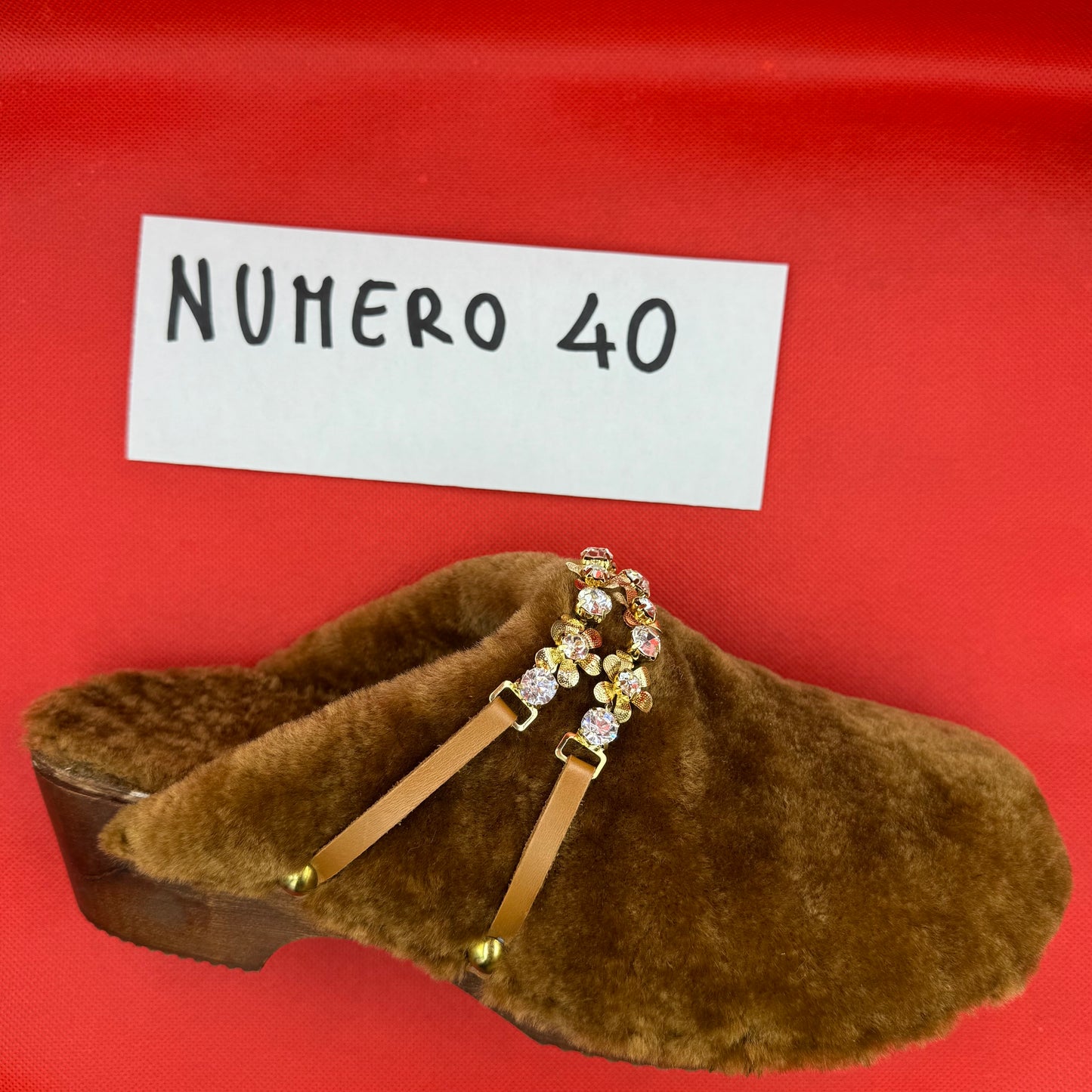 ZOCCOLI SCONTATISSIMI 40