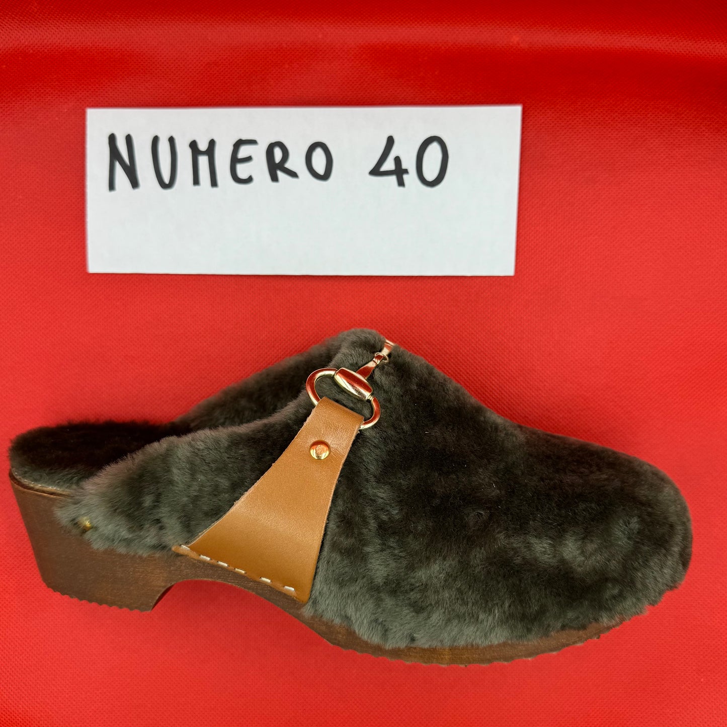 ZOCCOLI SCONTATISSIMI 40