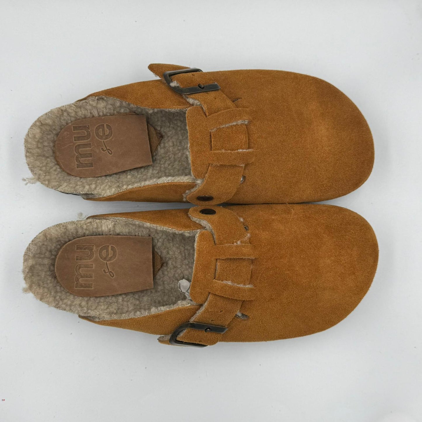 SABOT IN CROSTA DI CAMOSCIO CON PELLICCIA //