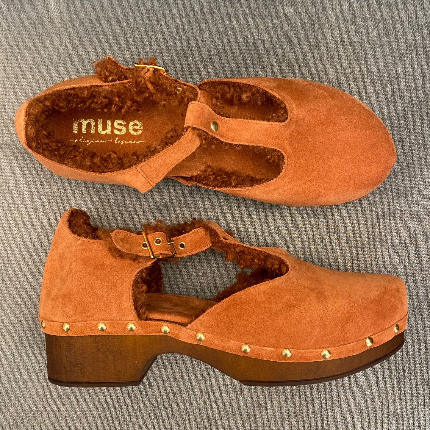 ZOCCOLO BAMBOLINA CAMOSCIO