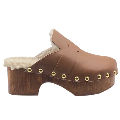 ZOCCOLO CON PELLICCIA